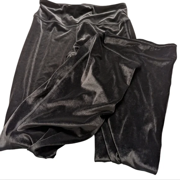 Athleta Black Elation Velvet Flare Pants Large Tall - Picture 2 of 7